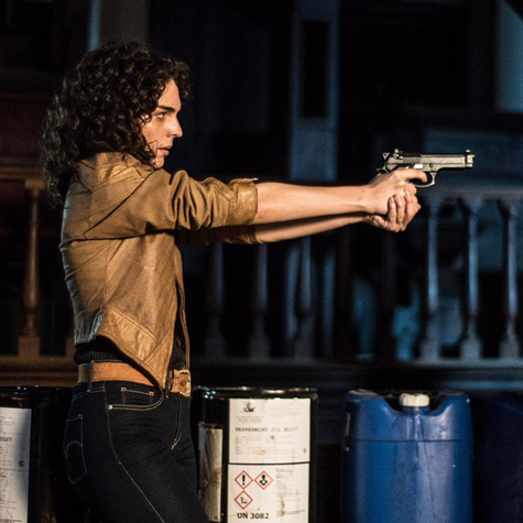 Julia Konrad vai falar em espanhol na série da Fox 1 contra todos