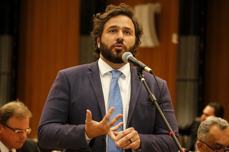Deputado estadual Rodrigo Novaes (PSB)