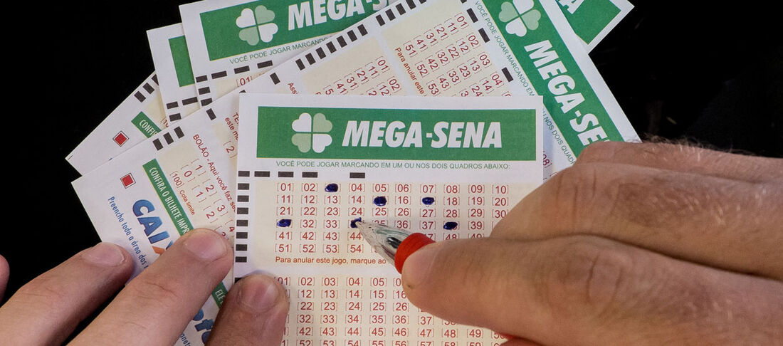 Mega-Sena pode pagar R$ 5,2 milhões nesta quinta-feira; saiba como