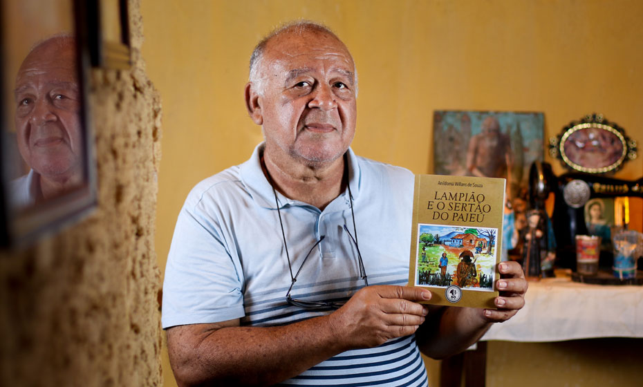 Anildomá Souza, escritor