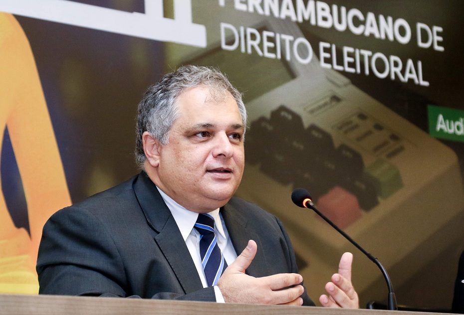 O vice-procurador-geral-eleitoral, Humberto Jacques de Medeiros