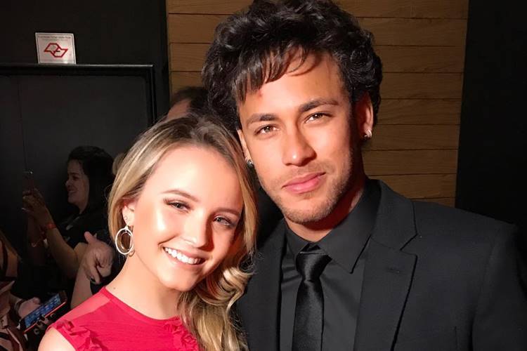 Na edição passada, a experiência com Larissa Manoela foi arrematada por R$36 mil