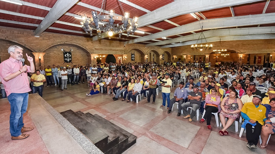 Humberto Costa (PT) em Sairé-PE