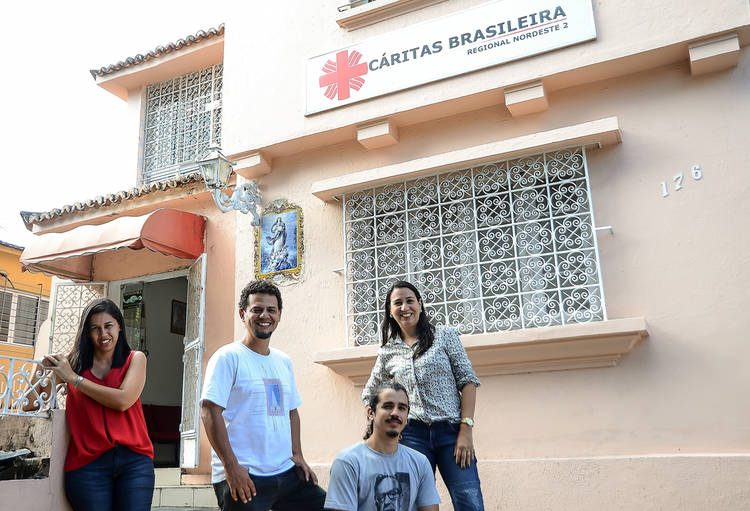 Equipe da Cáritas Nordeste 2 realiza Feira de Economia Popular Solidária, em Garanhuns, no Agreste