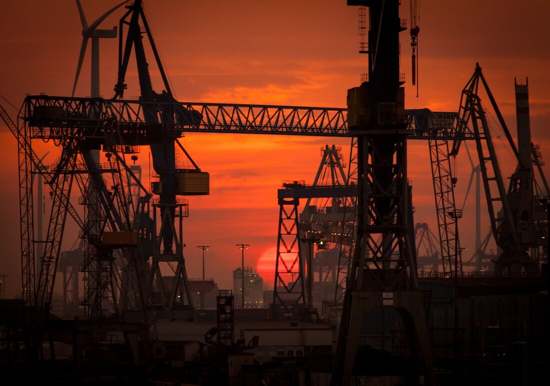 Arábia Saudita e Kuwait descobrem novo campo de petróleo em área compartilhada