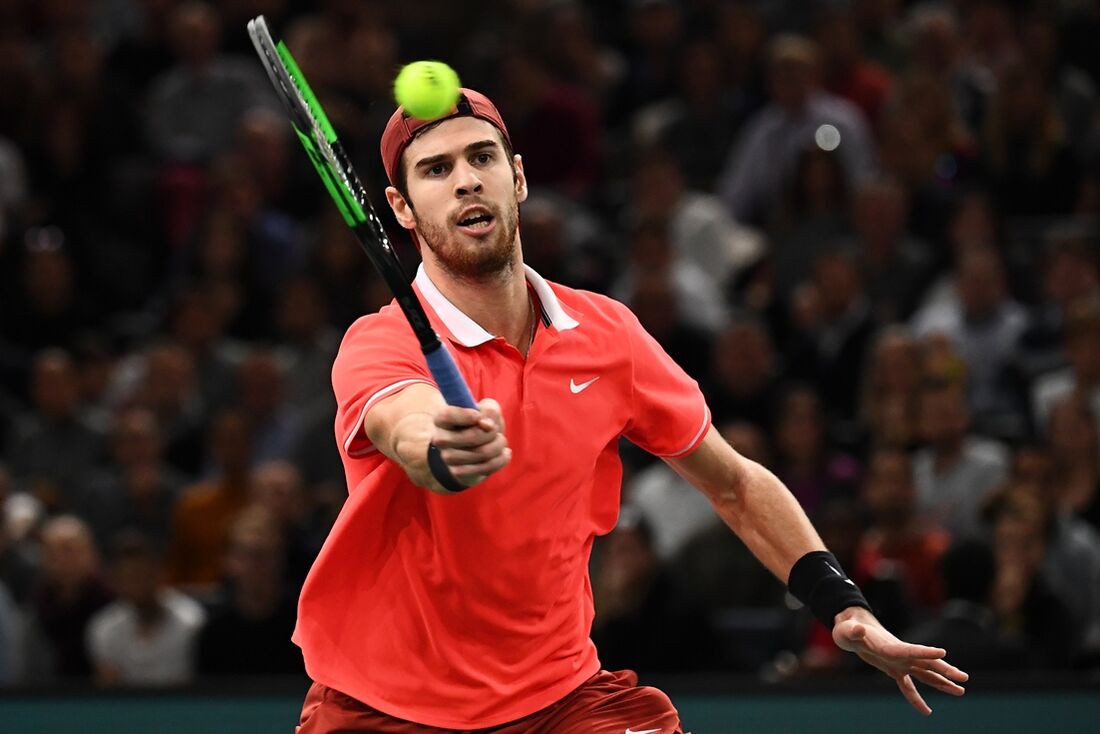 Khachanov conquista o Master 1000 de Paris