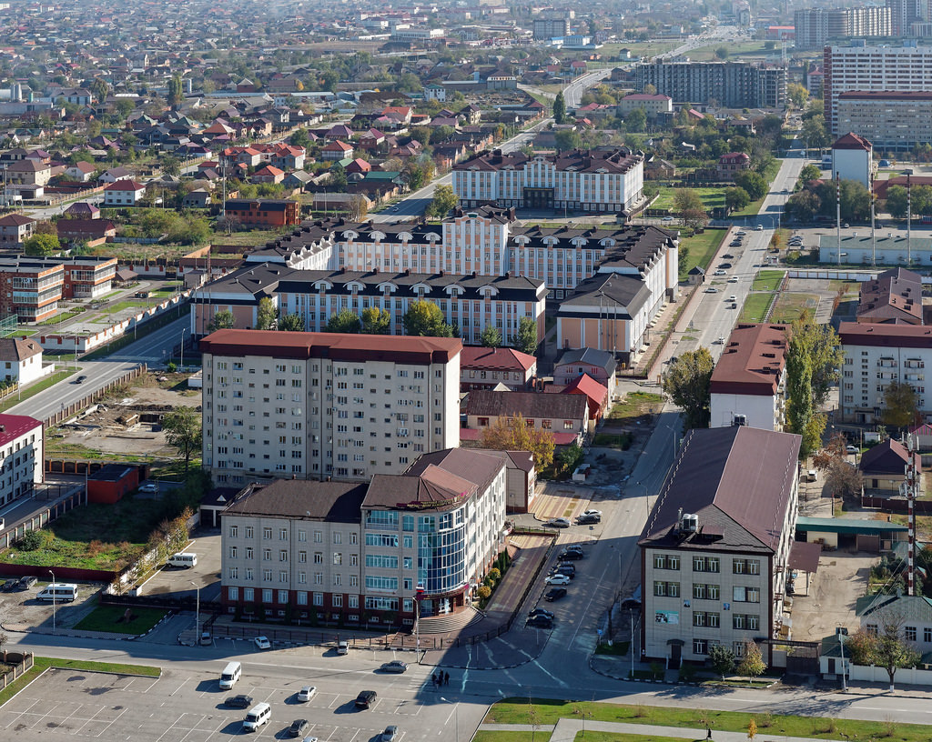 Rússia x Ucrânia: um enorme avião de transporte militar entrou na pista do principal campo de pouso de Grozny