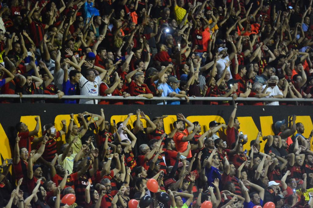 Torcida do Sport na Ilha do Retiro