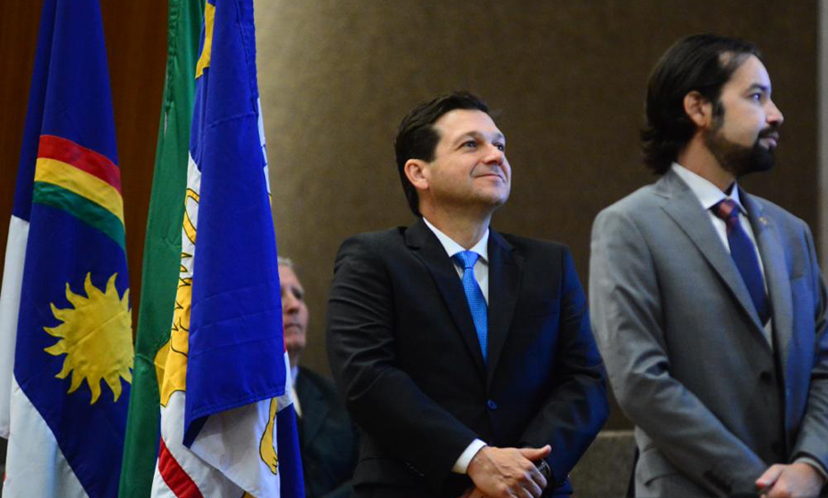 Prefeito Geraldo Julio e o deputado Diogo Moraes, primeiro secretário da Alepe