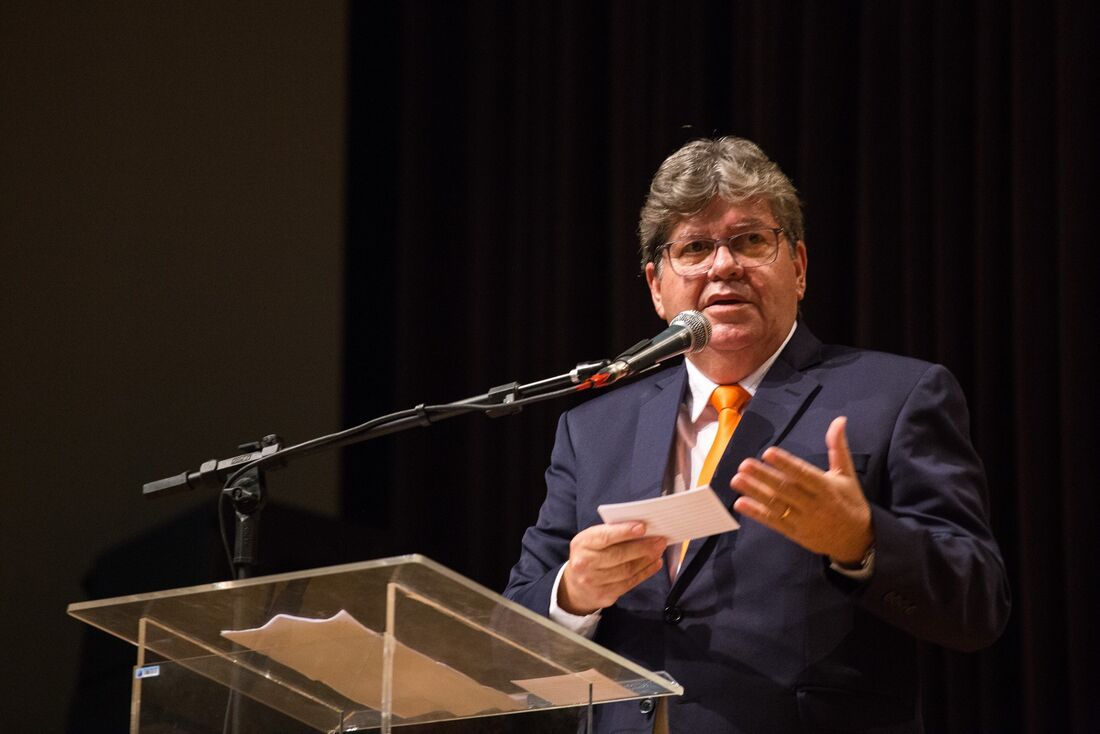 João Azevêdo: "União dos estados do Norte e Nordeste não representa guerra contra os demais"