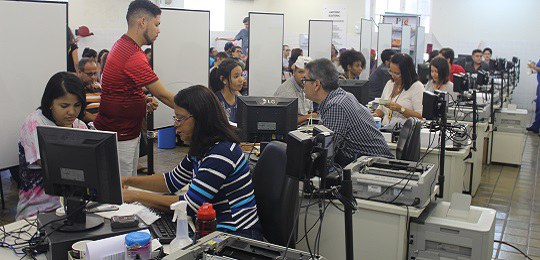 Todo atendimento na Central que fica próxima ao Forte das Cinco Pontas, no Recife, é feito exclusivamente via agendamento