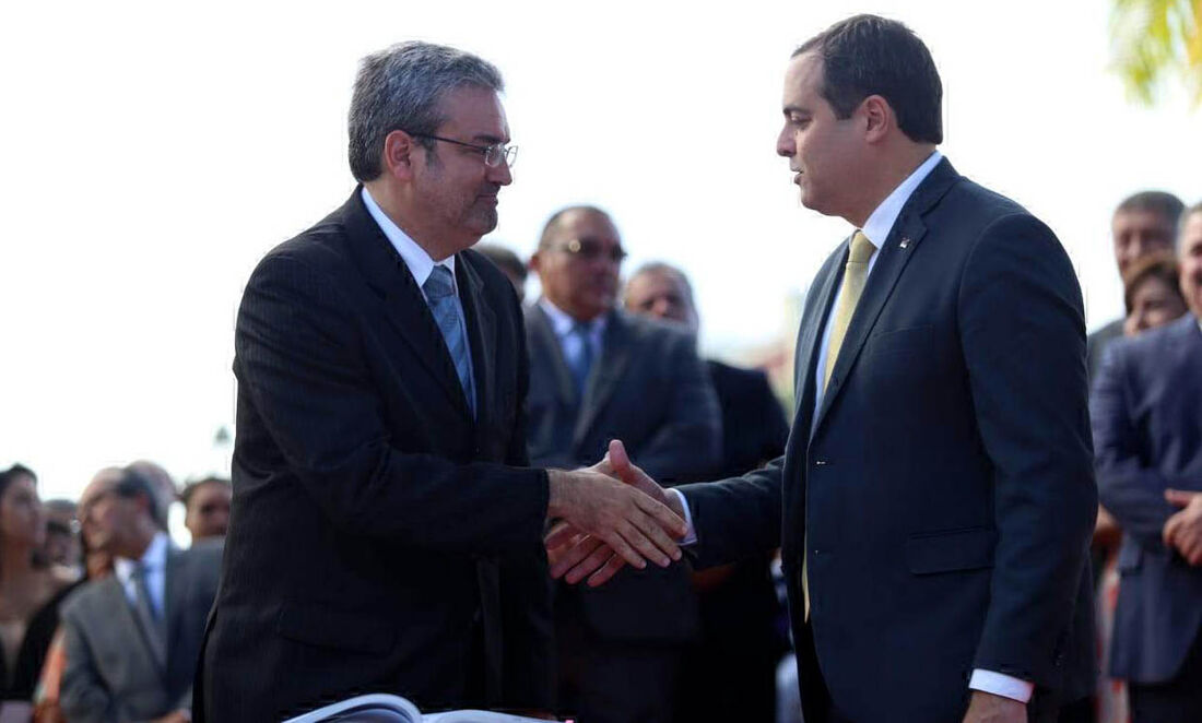 O novo secretário de Cultura, Gilberto Freyre Neto, foi empossado pelo governador Paulo Câmara