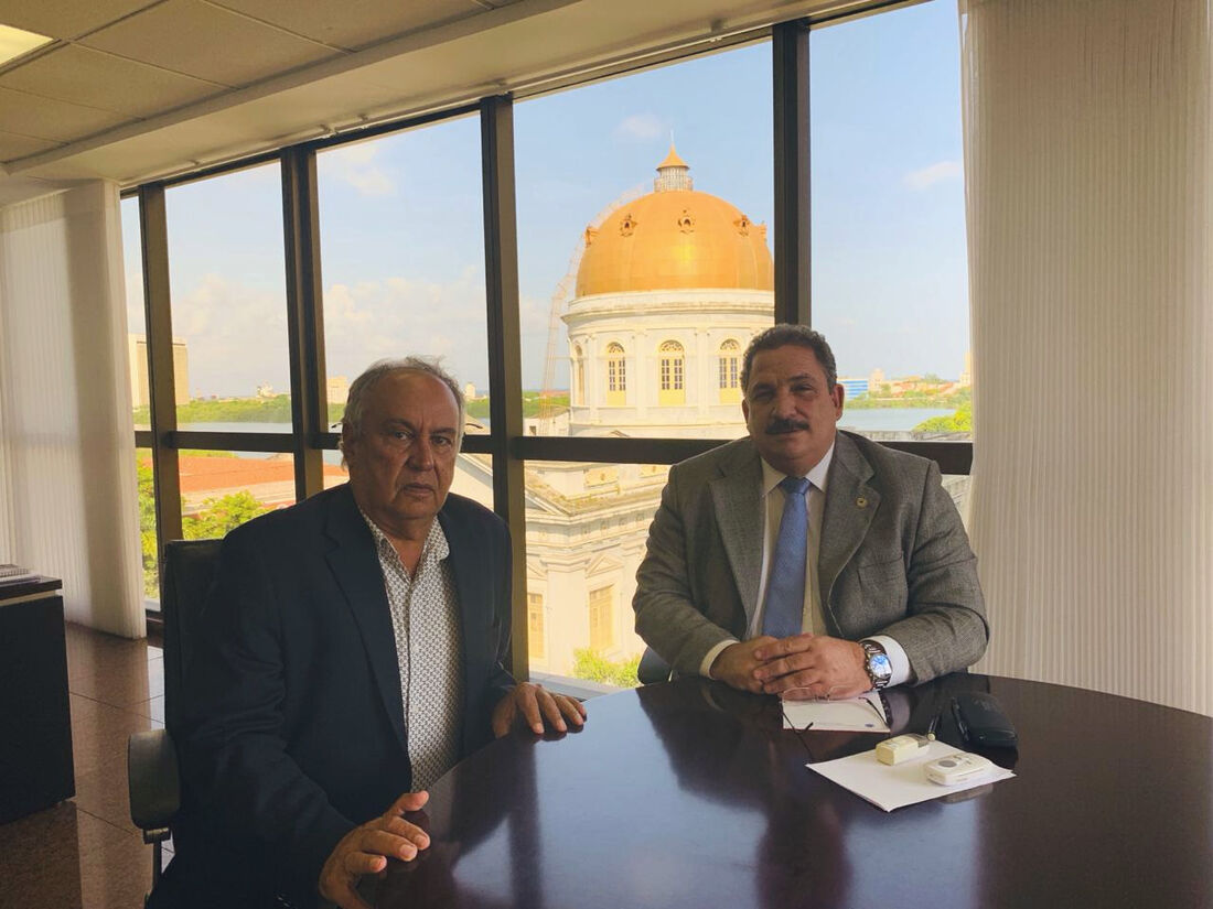 O presidente da Alepe, deputado Eriberto Medeiros (PP) o ex-deputado estadual José Humberto Cavalcanti como superintendente da Escola do Legislativo (Elepe).