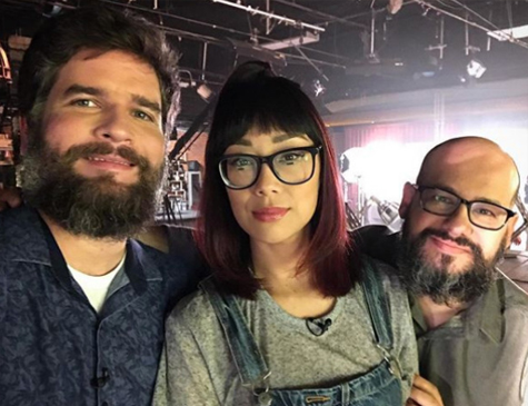 Edgar Andrade (e), ao lado dos outros jurados do programa,Rita Wu e Ricardo Cavallini