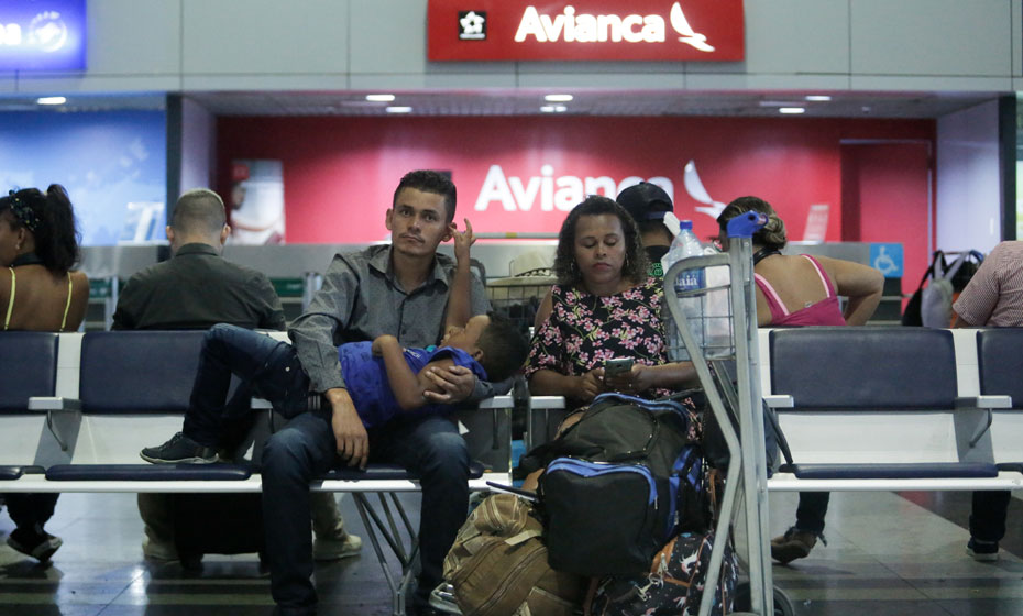 Avianca cancela voos no Aeroporto do Recife