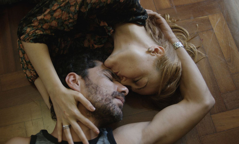 Cena do filme 'O organismo'