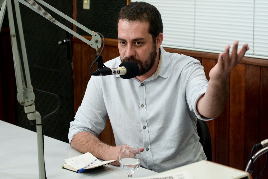 Guilherme Boulos (PSOL) em entrevista à Rádio Folha