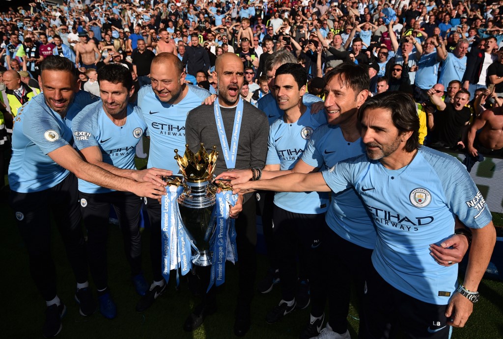 Manchester City faturou o bi consecutivo da Premier League