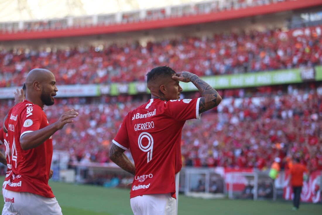 Paolo Guerrero, atacante do Internacional