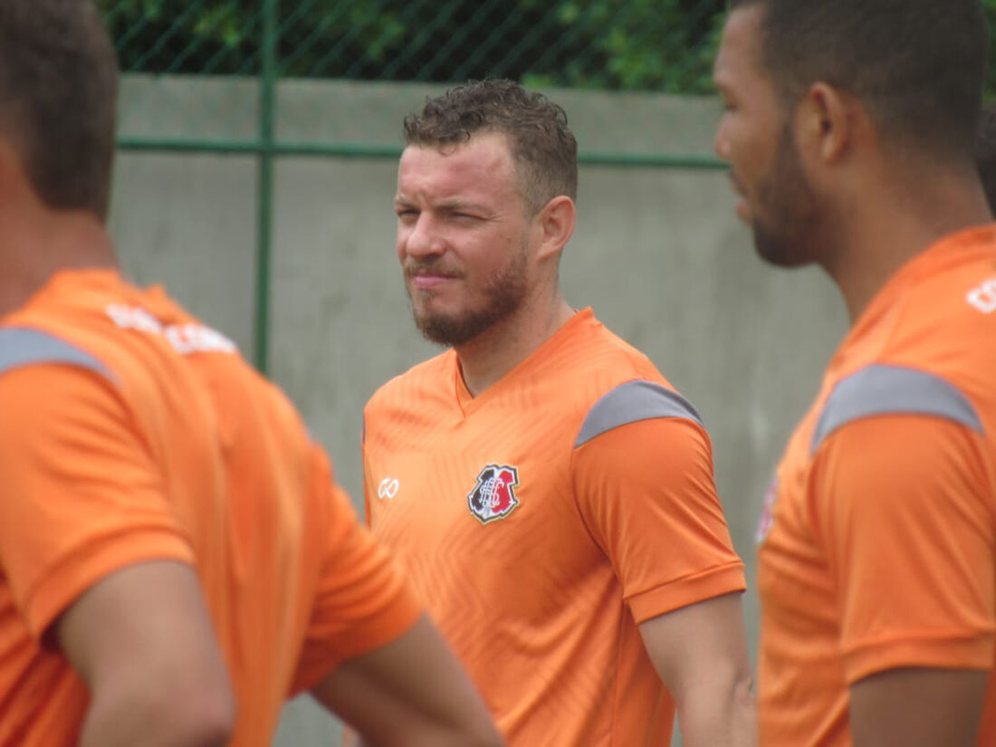 Veterano, Marcelo Mattos vai desfalcar o Santa Cruz na Série C. 