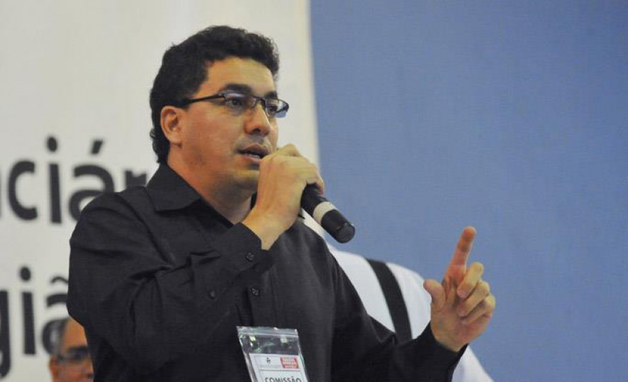 Presidente da Fundação Lauro Campos e Marielle Franco, Francisvaldo Mendes (PSOL)