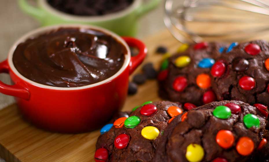 Confeitos coloridos dão o colorido que as férias pedem