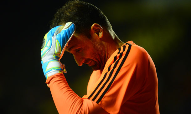 [610] Magrão cabisbaixo