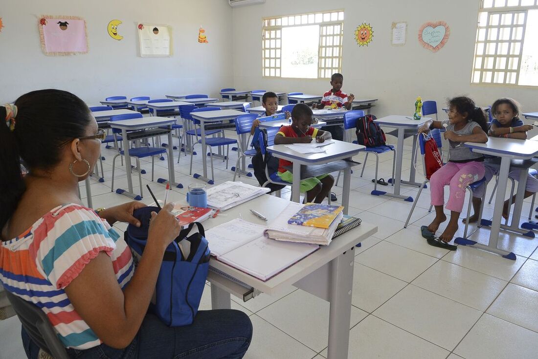 Professora em sala de aula