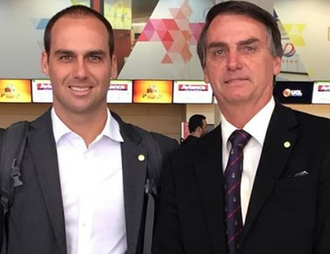 PF afirma que Bolsonaro e Eduardo tentaram criar "entraves econômicos" ao Brasil 