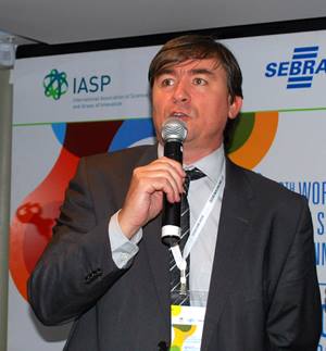 As primeiras iniciativas que farão parte desse documento começaram a ser coletadas pelo secretário José Bertotti