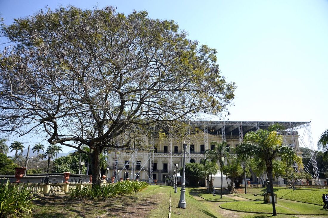 Reconstrução do Museu Nacional