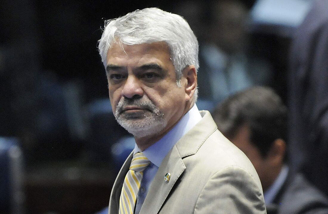 Senador Humberto Costa - PT/PE