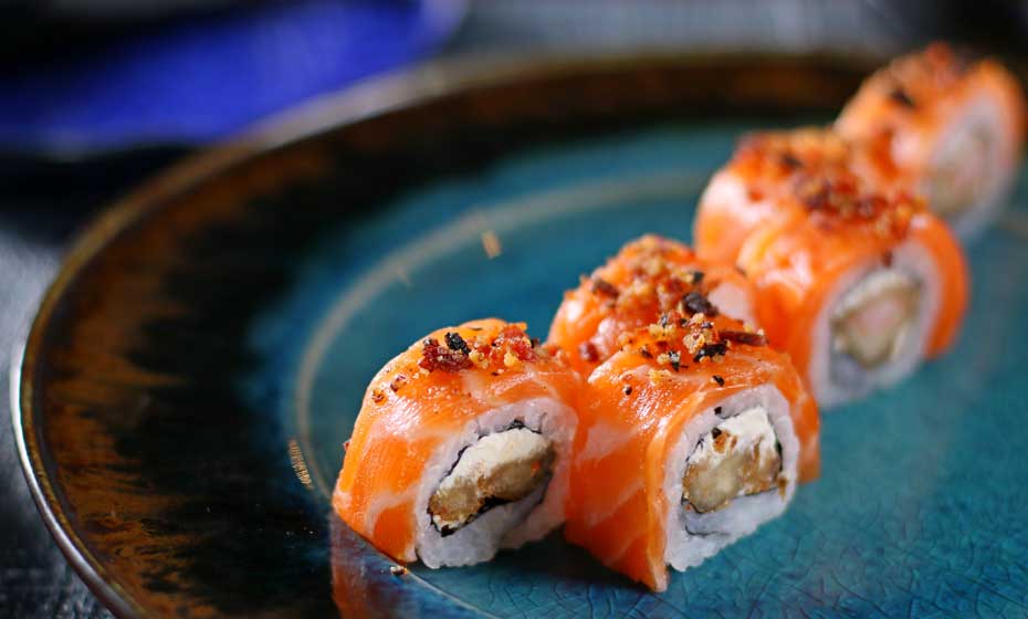 Sushis tradicionais e versões autorais de segunda a segunda