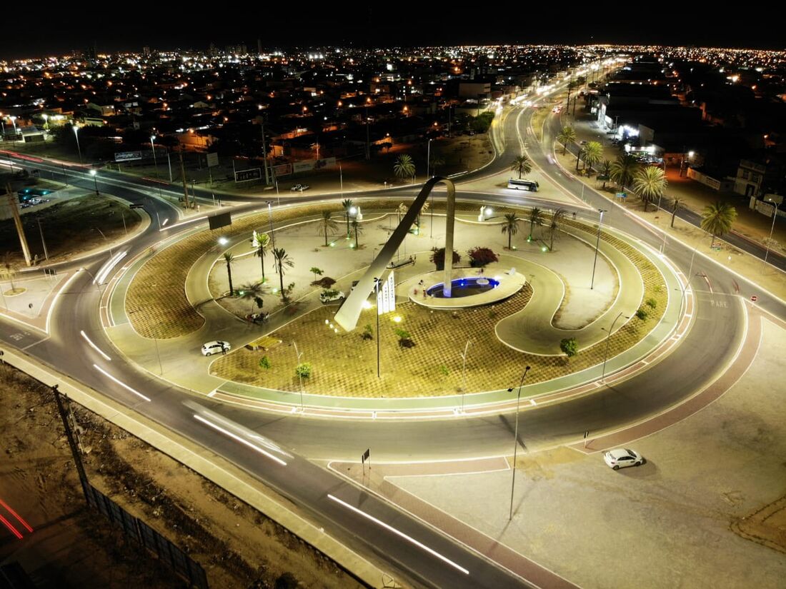 O monumento e todo o espaço que faz parte da sua composição foram requalificados pela prefeitura