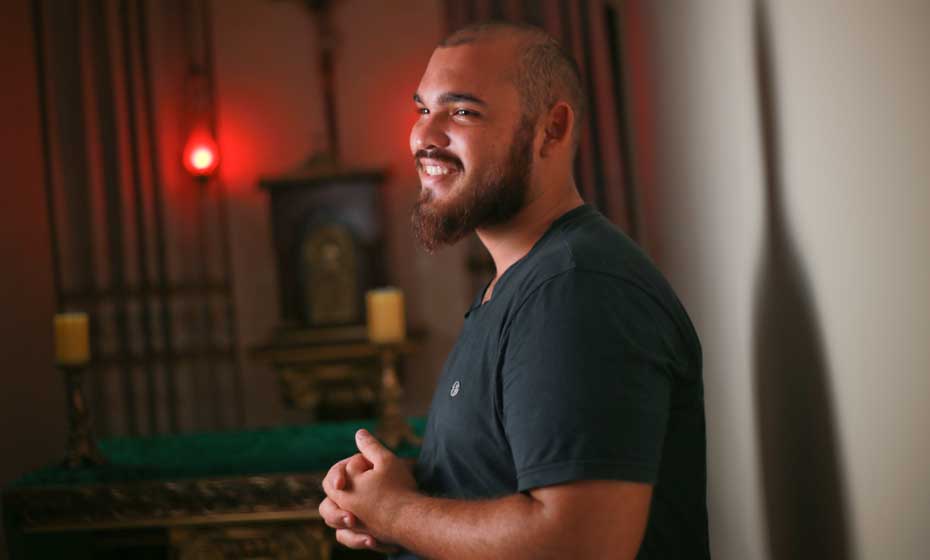 Ismael Rodrigues escolheu seguir a vida franciscana, conhecida pela abdicação de bens materiais