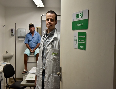 Coordenador do serviço de urologia do HCP, Leônidas Nogueira