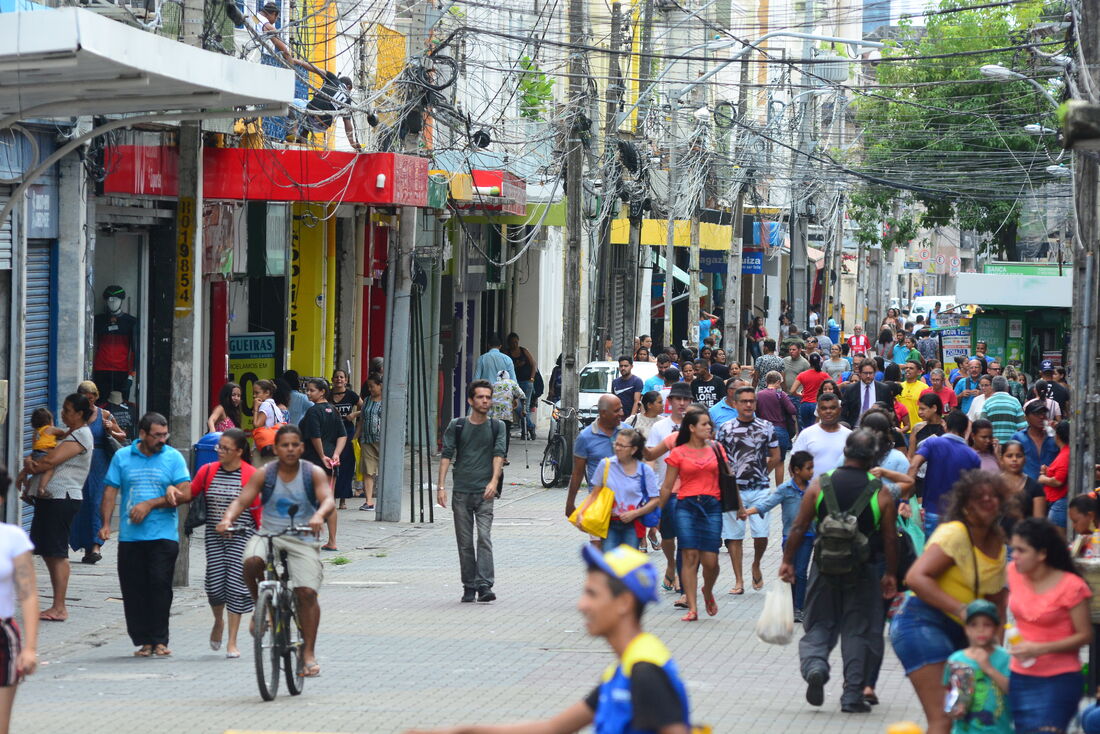 Movimentação no comércio