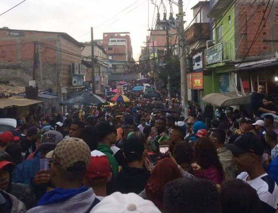 Baile funk em Paraisópolis