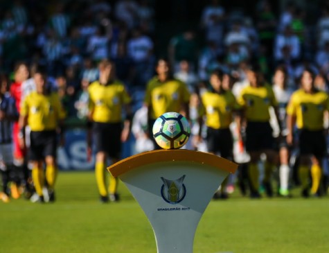 Clubes enfrentam dificuldades na primeira divisão
