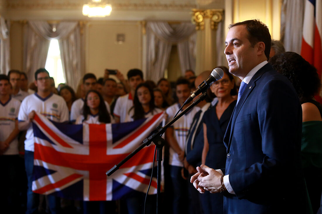 Primeira edição vai embarcar 15 estudantes de escolas técnicas para a Inglaterra