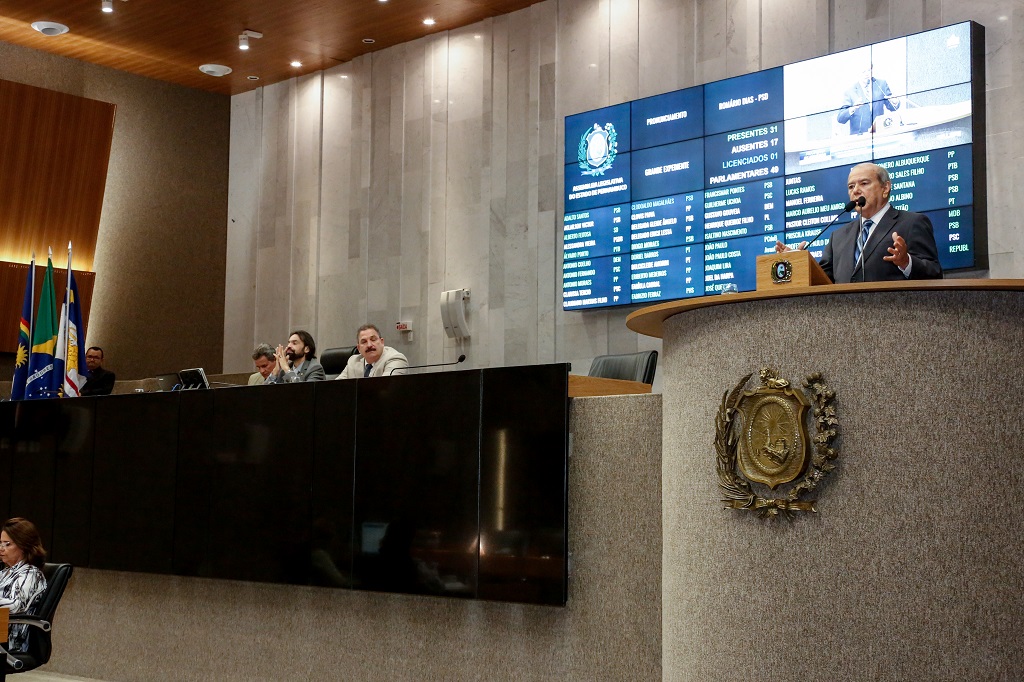 De acordo com o deputado, foram distribuídas nas CEC 251 proposições, sendo 227 projetos de lei e 25 projetos de resolução