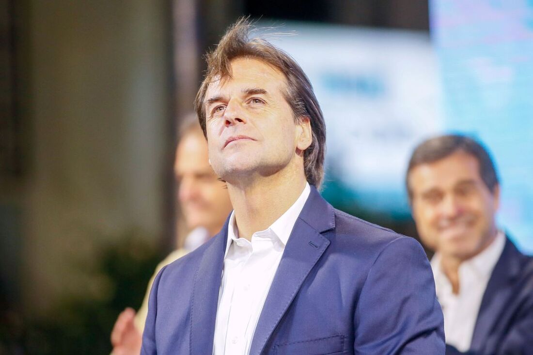 Lacalle Pou é do Partido Nacional, de centro-direita