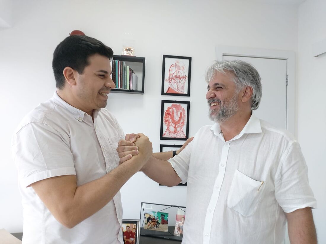 Deputado federal Carlos Veras (PT) apoia correligionário para concorrer nas eleições municipais de 2020 à Prefeitura de Garanhuns
