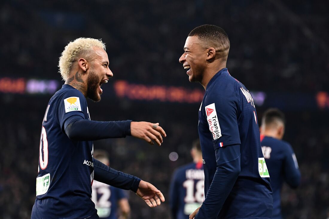 Neymar e Mbappé, atacantes do PSG