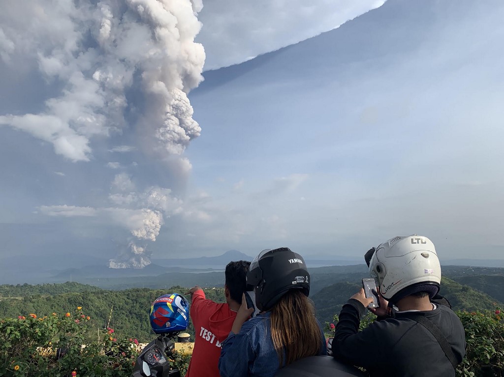 Vulcão Taal, nas FIlipinas