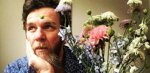 Otto faz show neste domingo em Olinda