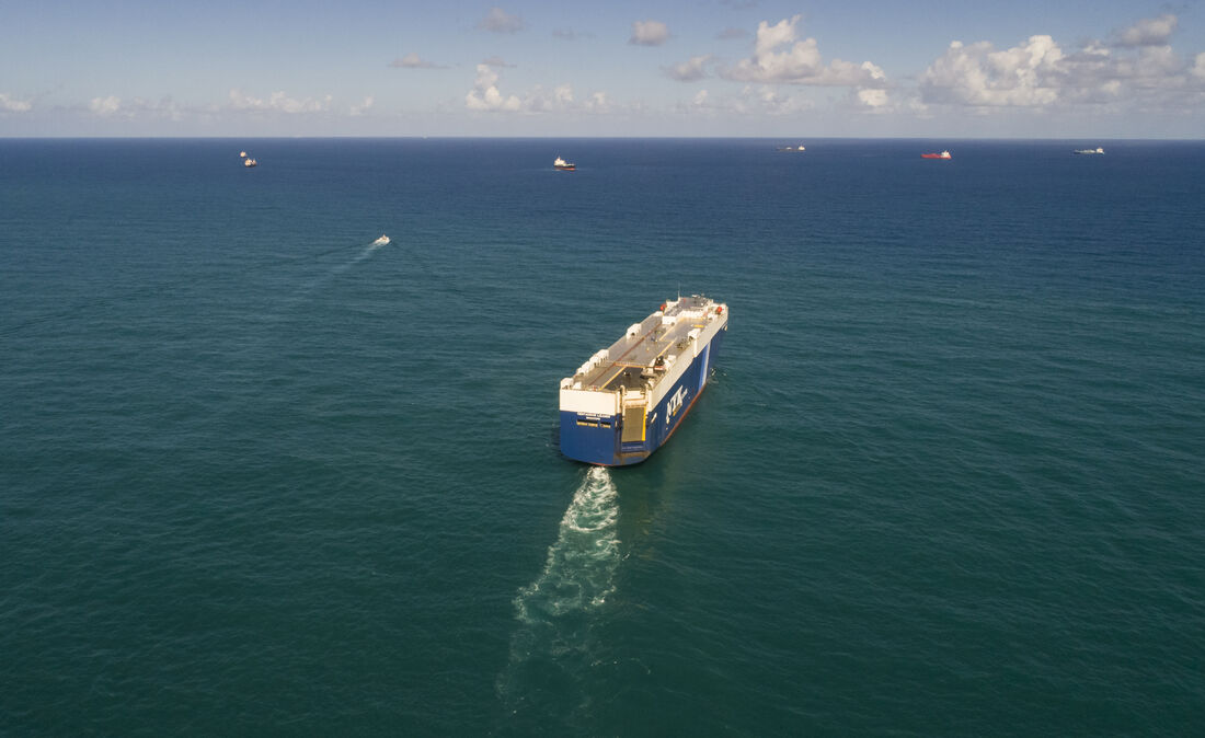 Três áreas foram delimitadas para navios que aguardam atracação no porto
