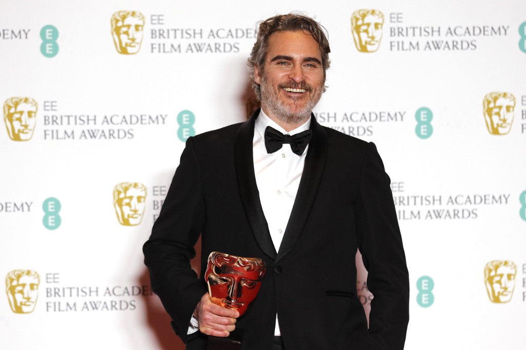 Joaquin Phoenix em premiação do Bafta