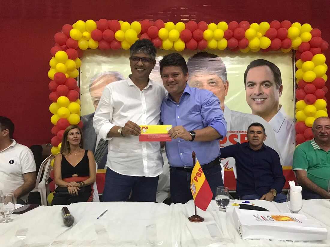 Filiação foi realizada na noite desta quarta-feira, com a presença do presidente estadual Sileno Guedes