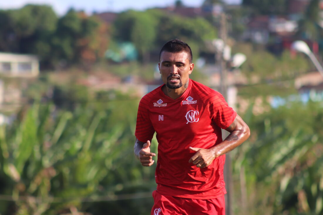 Atacante está recuperado de lesão e vai para o jogo, anunciou Gilmar Dal Pozzo